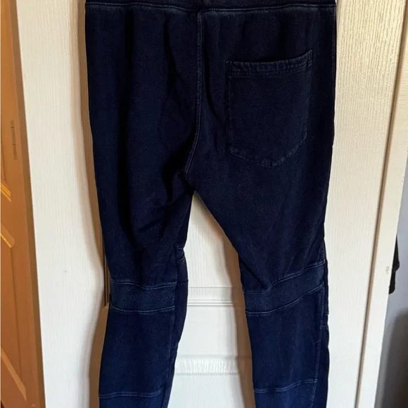 Men's Navy Jogger Pants - Picture 4 of 5